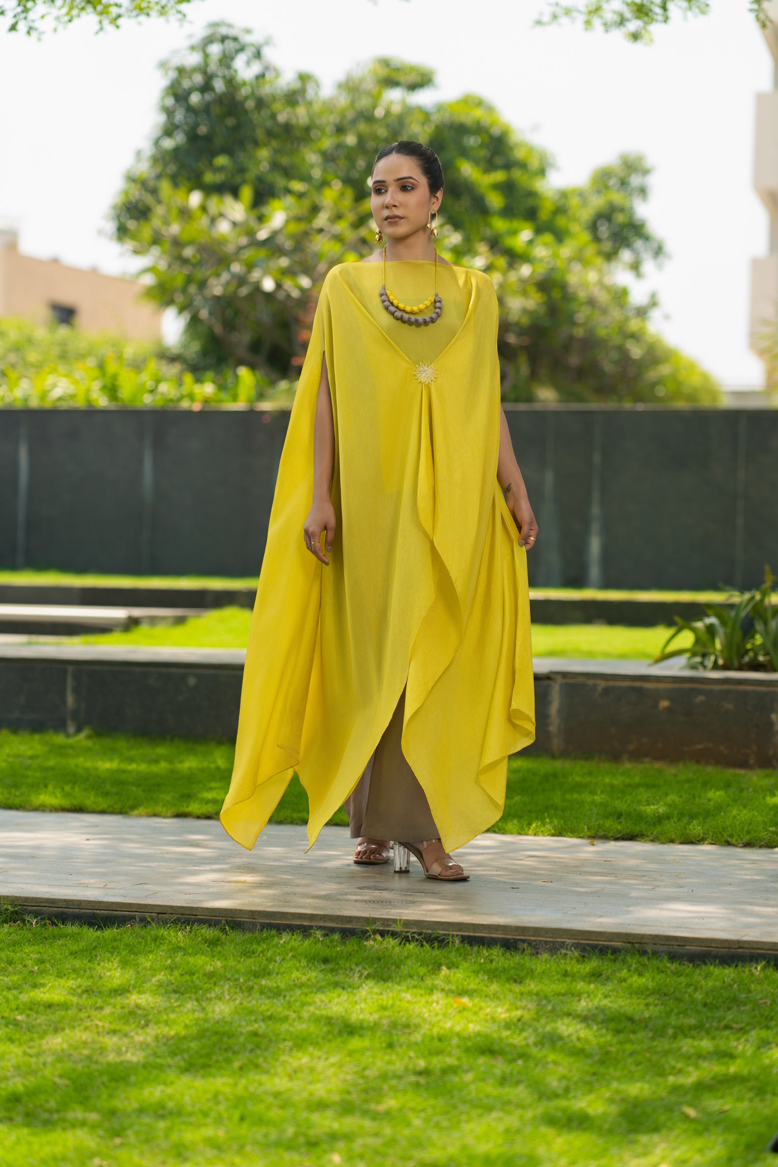 Mid knot kaftan set