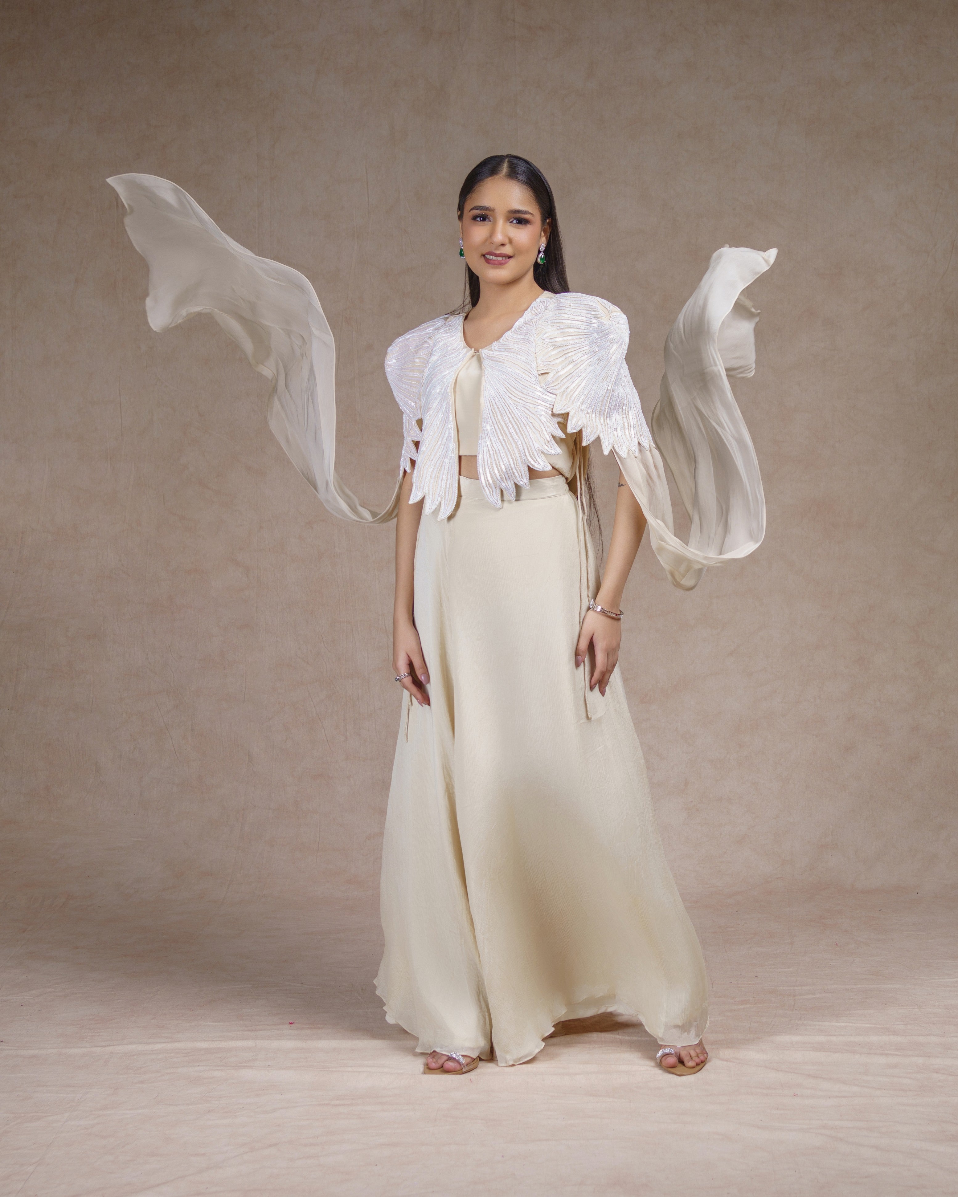 Ivoy falling bat sleeve skirt set