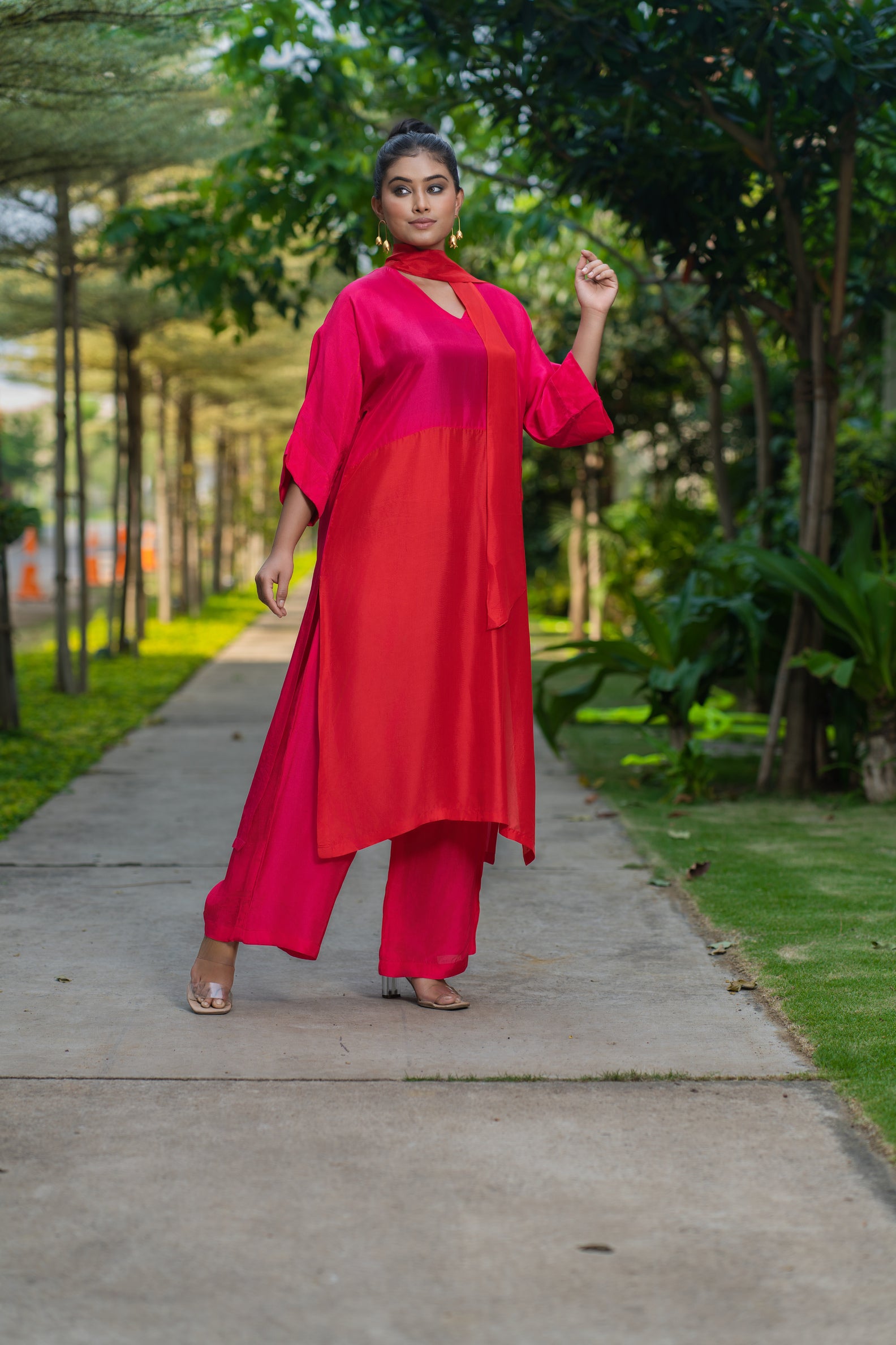Dual colour scarf kurta set