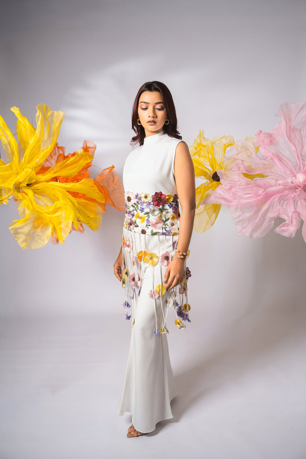 White floral embellished dori co-ord set